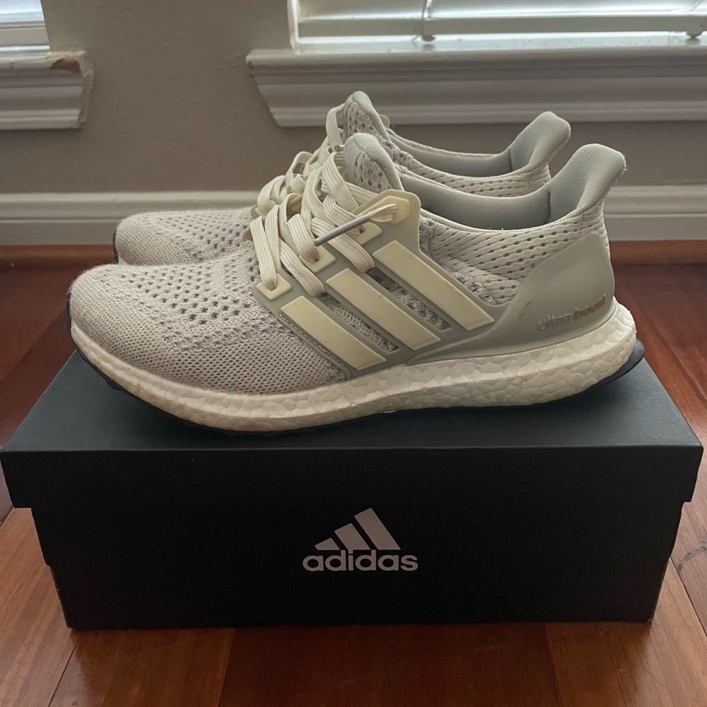 Adizero -Star 7.0 in mint condition.